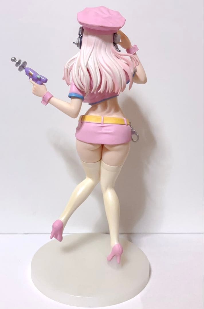 すーぱーそに子 フィギュア プライズ ピンク スペースポリス 警官