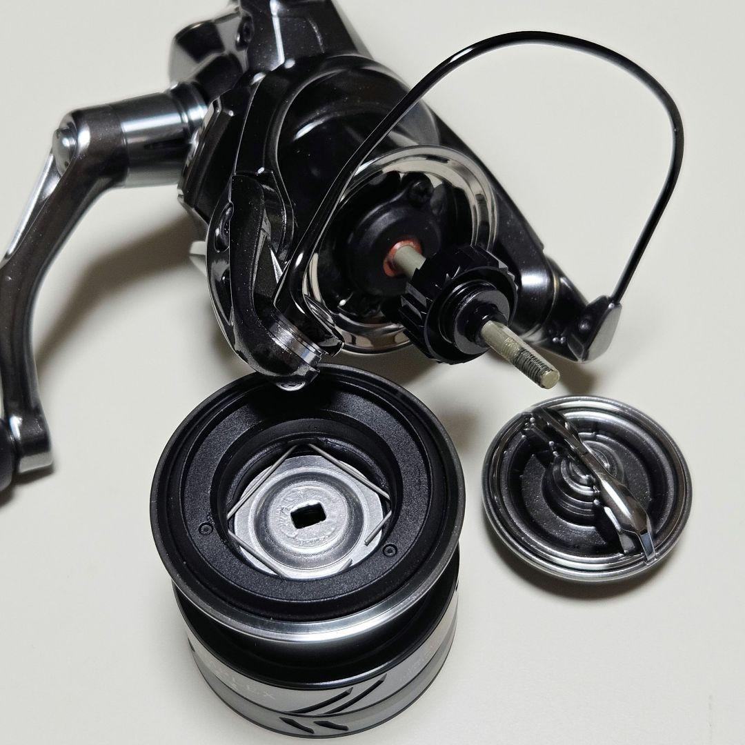 【美品】シマノ コンプレックスXR C2000 F4 HG