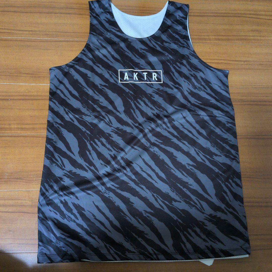 ウェア AKTR BEAST CAMO REVERSIBLE TANK L