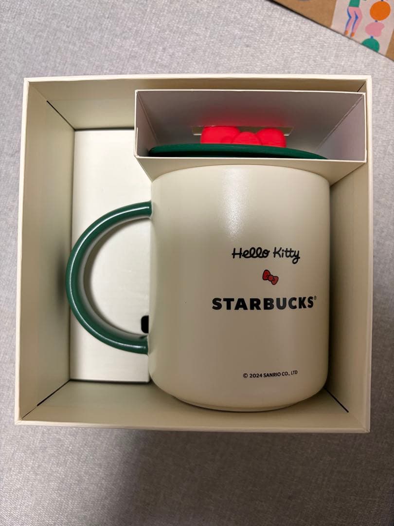 【未使用】ハローキティ スターバックス STARBUCKS マグカップ