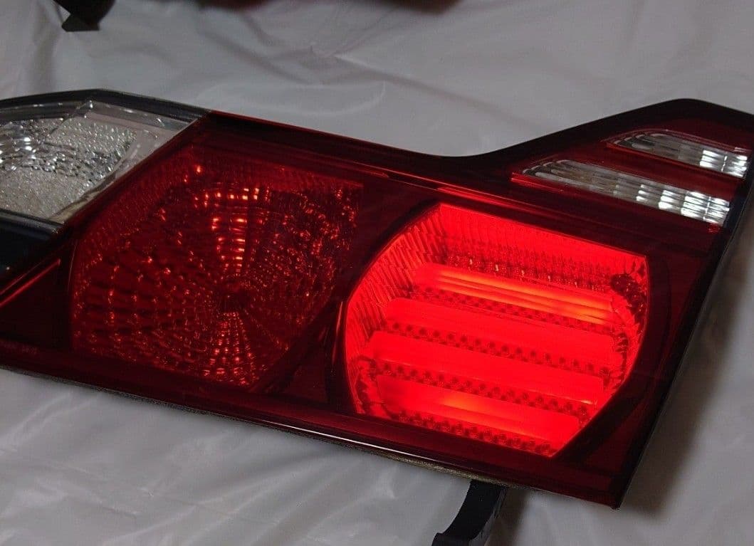 10 アルファード 後期 アクリル LED テールランプ 純正