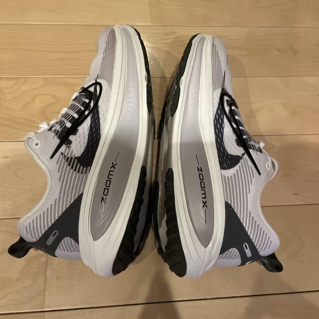 Nike Zoom ボメロ18スニーカー 24cm