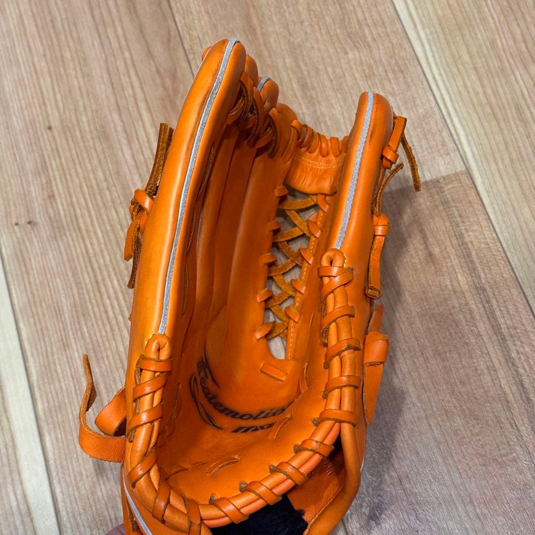 ミズノ サウスポー用軟式グローブ MIZUNO Featemotion 左利き