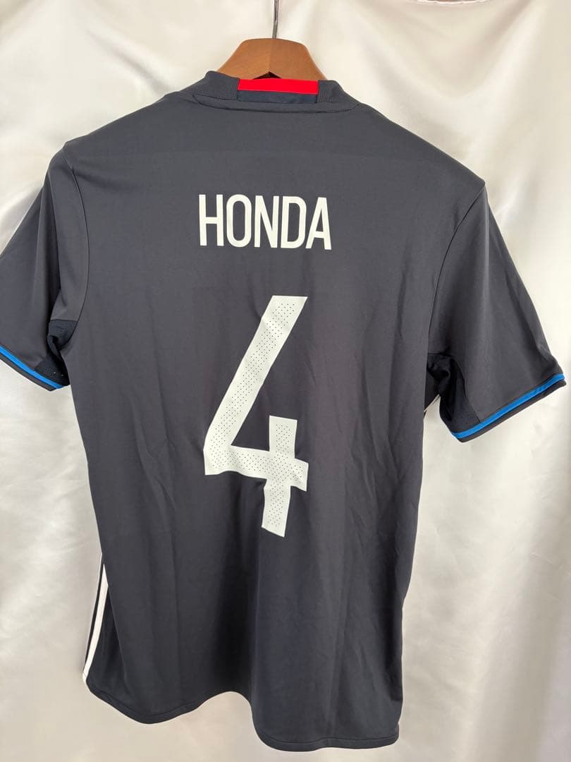 2016-2017サッカー日本代表レプリカユニフォーム　背番号4 HONDA