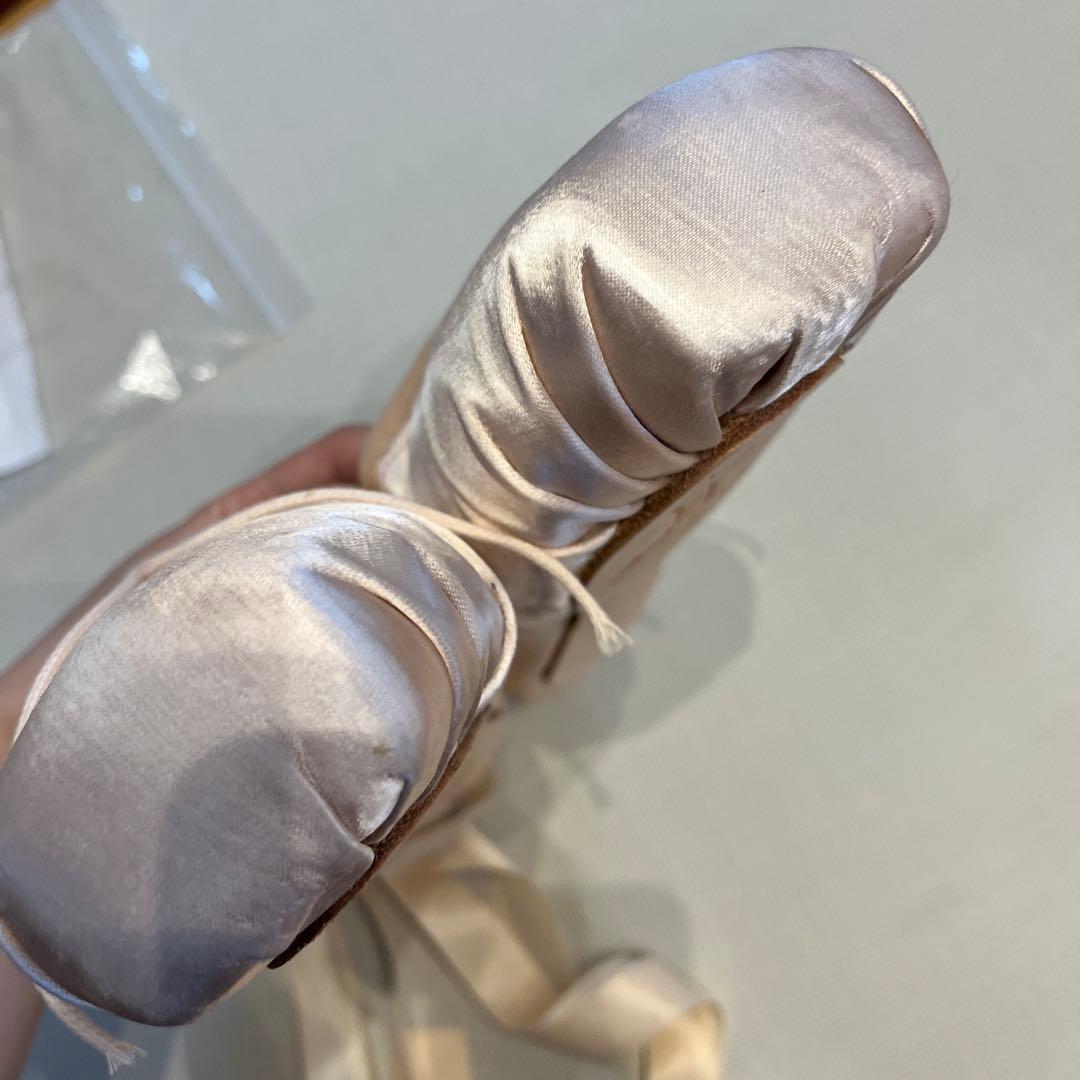 トウシューズ　SOGEI AIRY BOLSHOI 25㎝　D幅（普通幅）