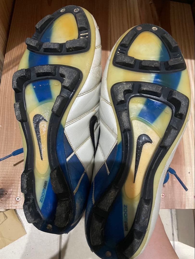 週末NIKE トータル 90 サッカー　激レア　TOTAL 90 27.5cm