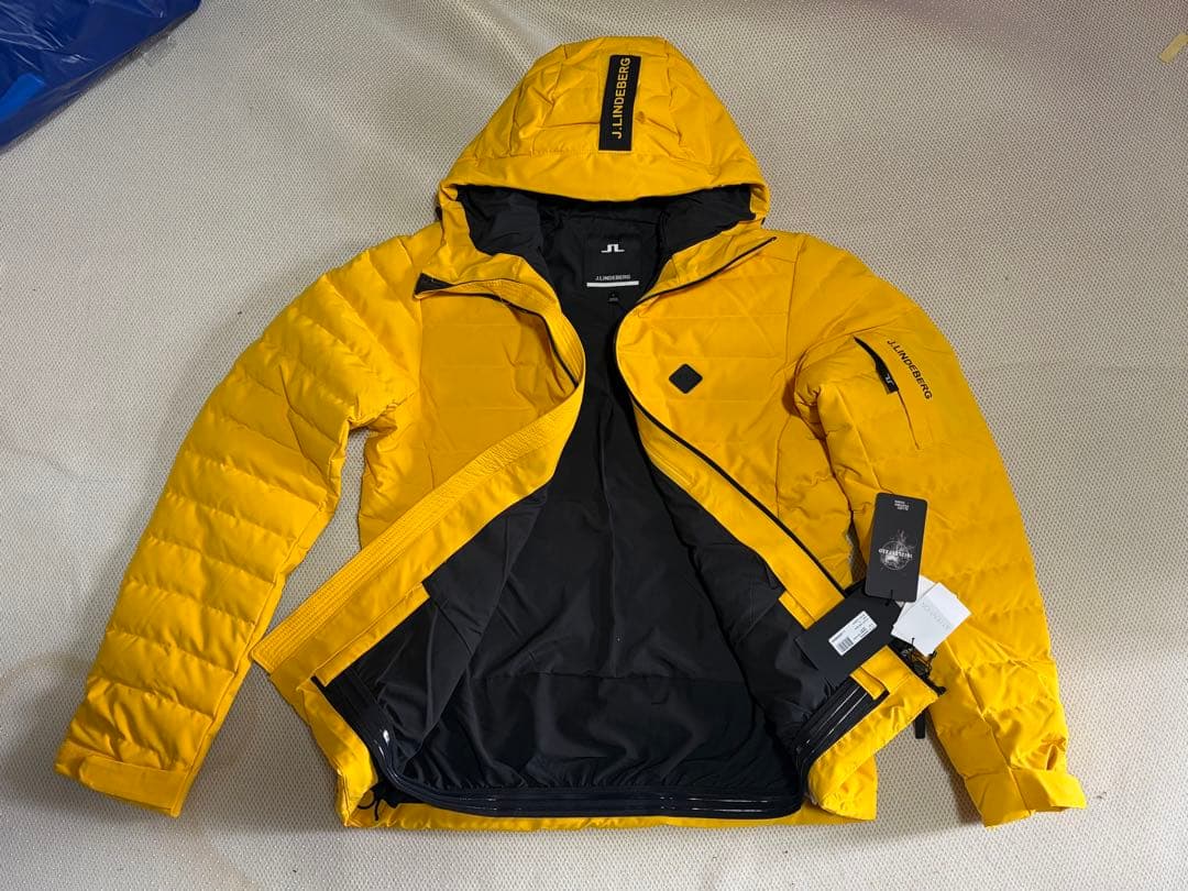 J.LINDEBERG ダウンジャケット イエローThermic Ski