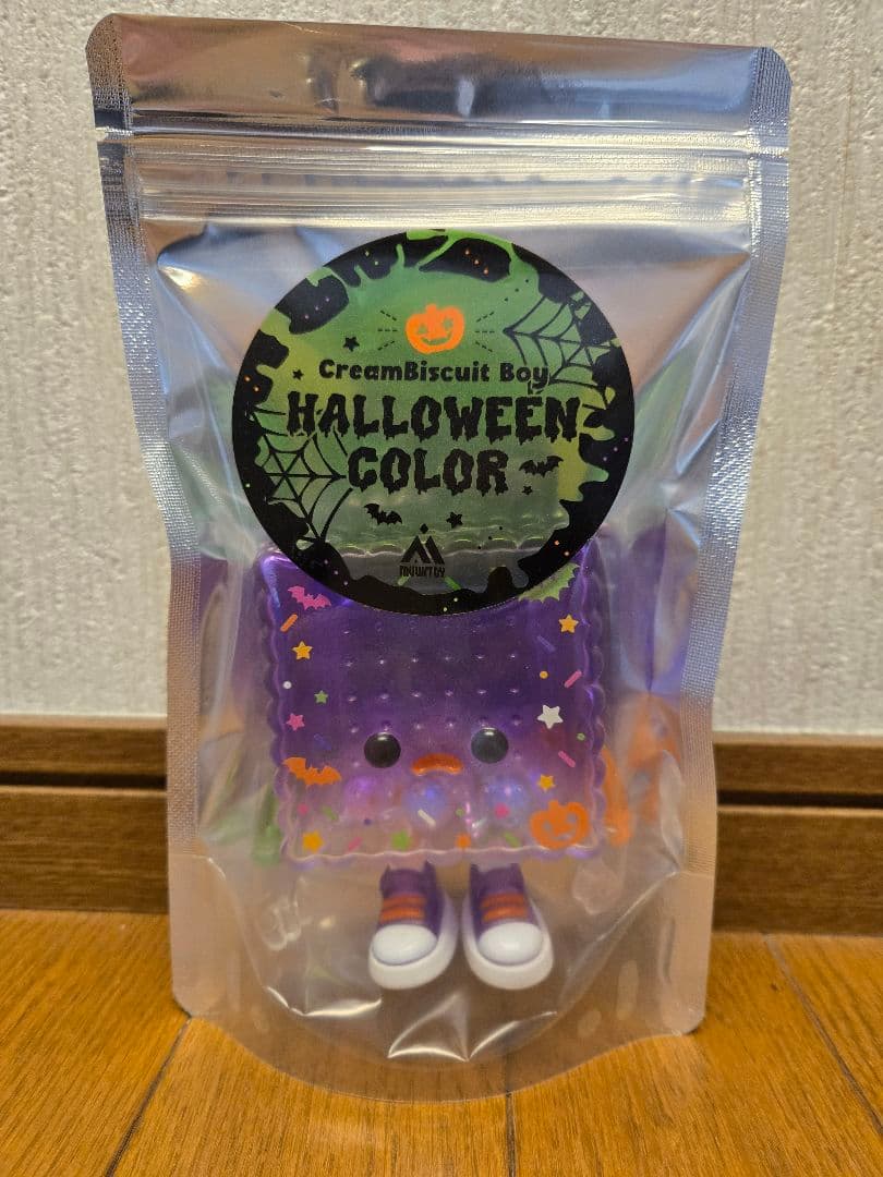 MUUKTOY ソフビ製フィギュア クリームビスケットボーイ ハロウィンカラー