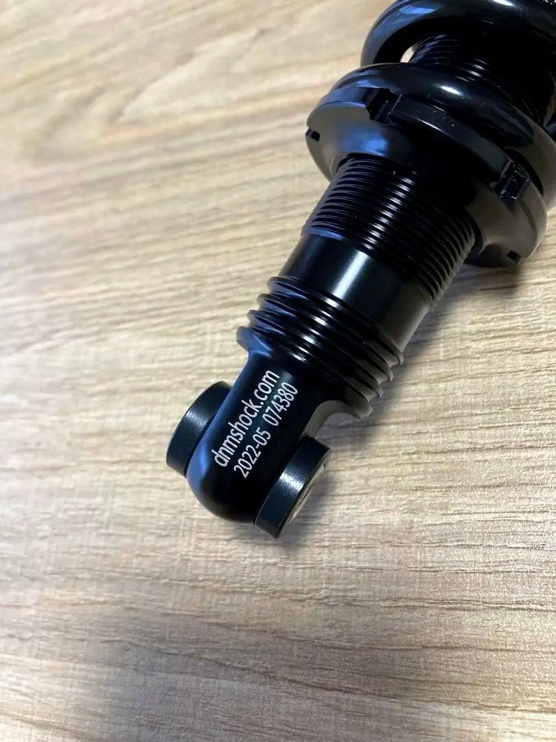 DNMダンピング2システム リアサスペンション　165mm