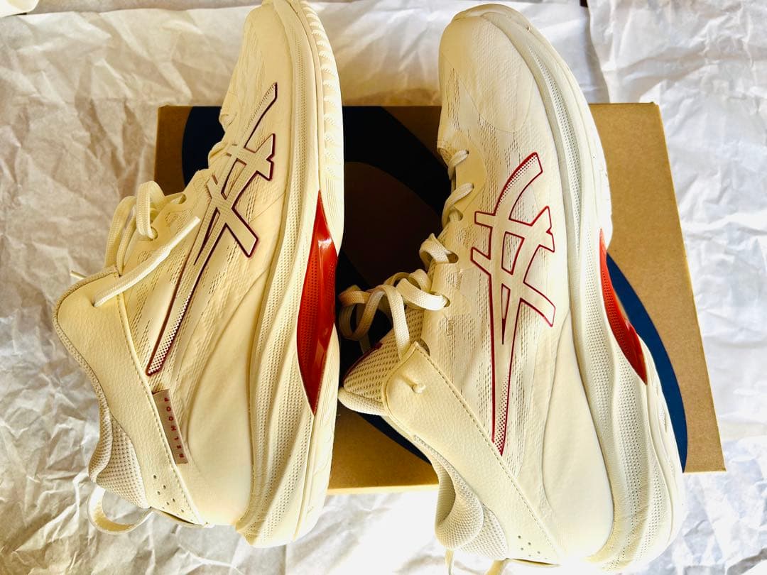 asics バスケットボールシューズ ホワイト