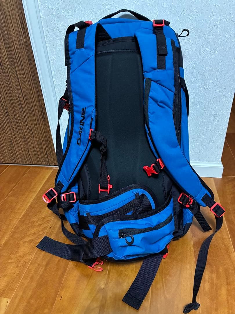 ダカイン バックパック DAKINE POACHER 32L