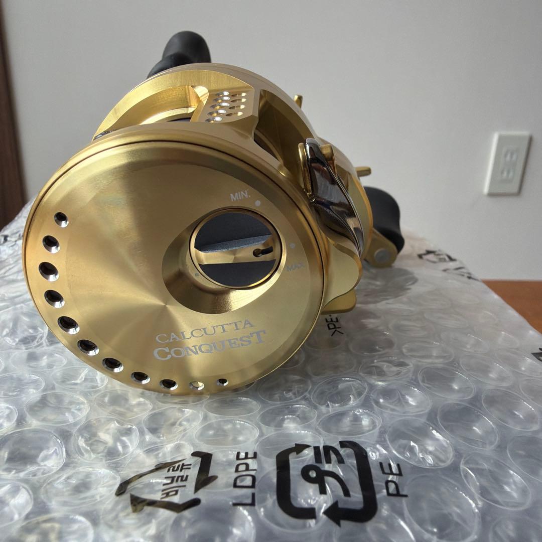 【新品】シマノSHIMANO カルカッタコンクエスト 201(左ハンドル)