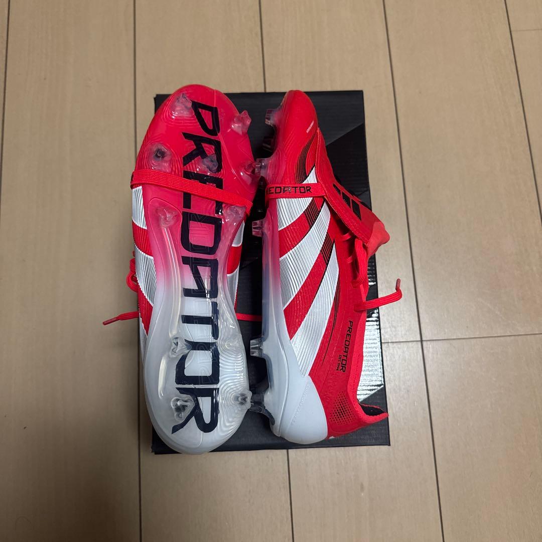 未使用 adidas Predator ELITE FG 27.5