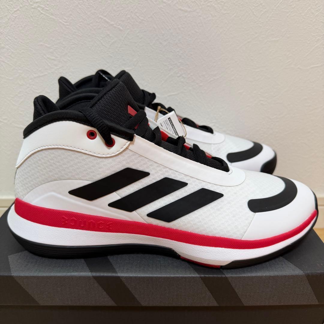 adidas バッシュ　バウンス レジェンズ　バスケ　白　黒赤　28.5cm新品