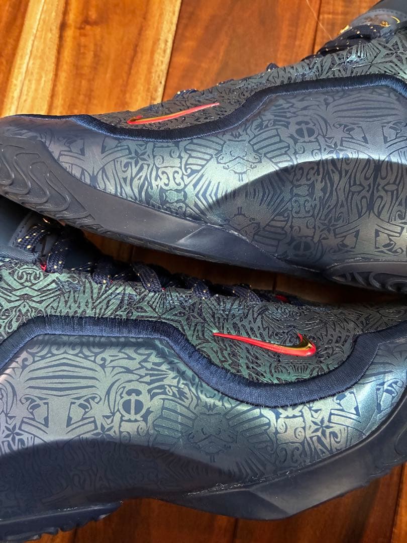 NIKE レブロン23