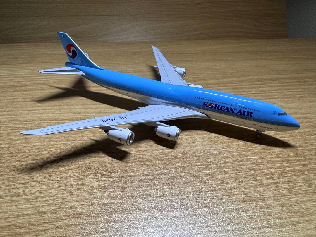 大韓航空　Korean Air 747-8 ダイキャスト1/400
