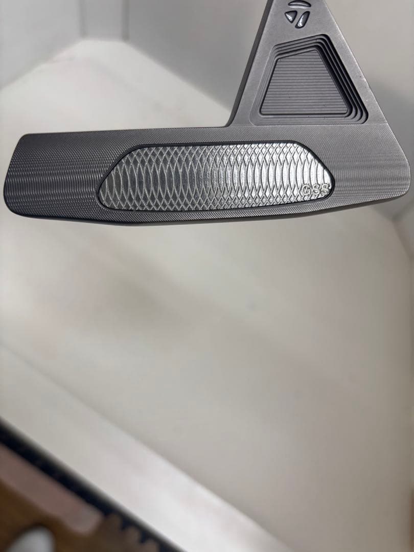 TaylorMade TRUSS パター　GSS