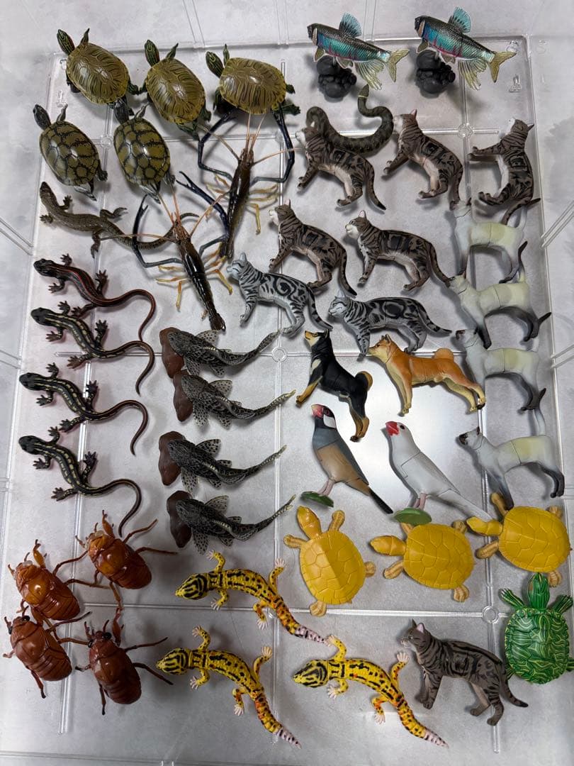 さらに！値下げしました！　海洋堂食玩トレーディングフィギュア約450点以上