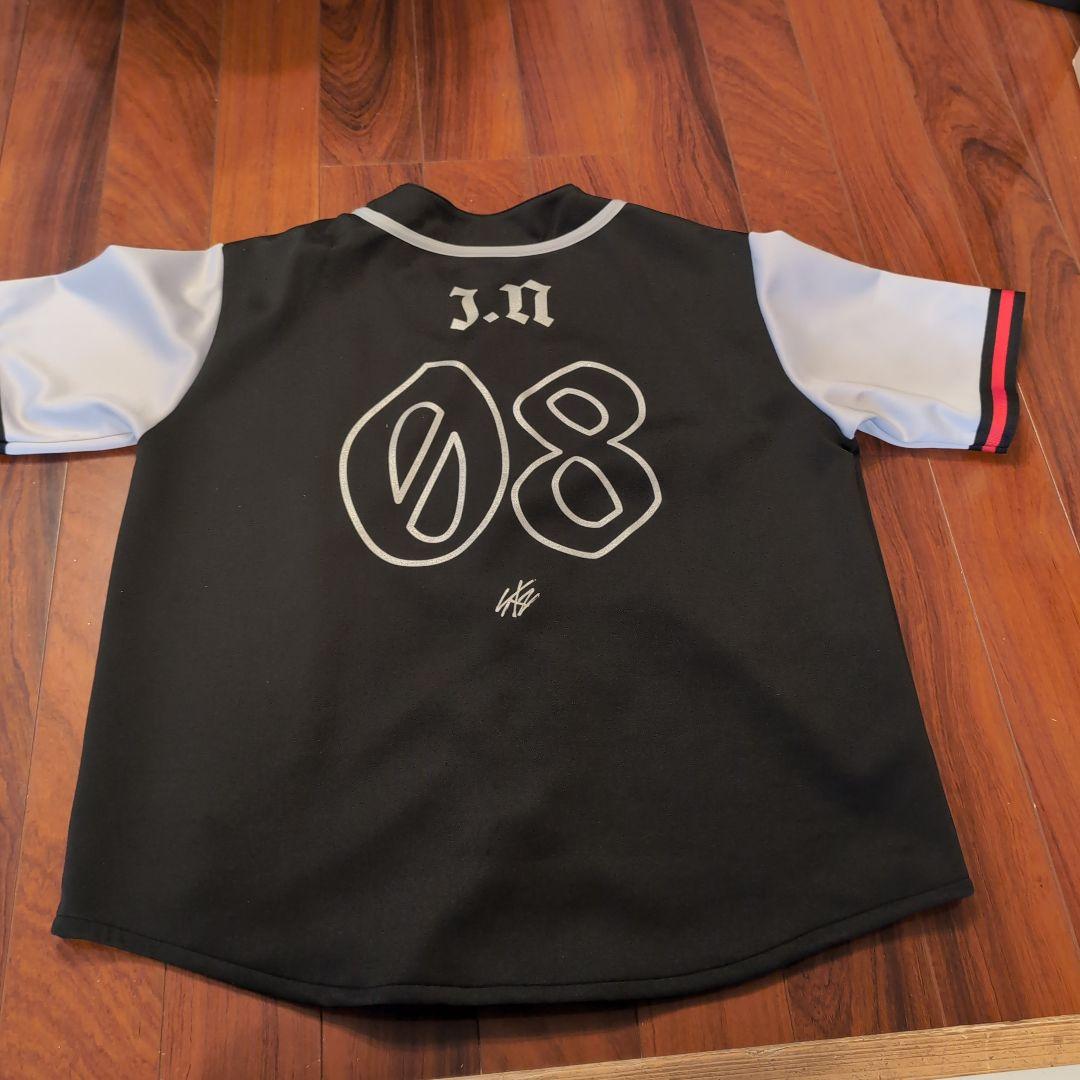 美品　Stray Kids 　ユニフォーム　ストレイキッズ　アイエン　I.N