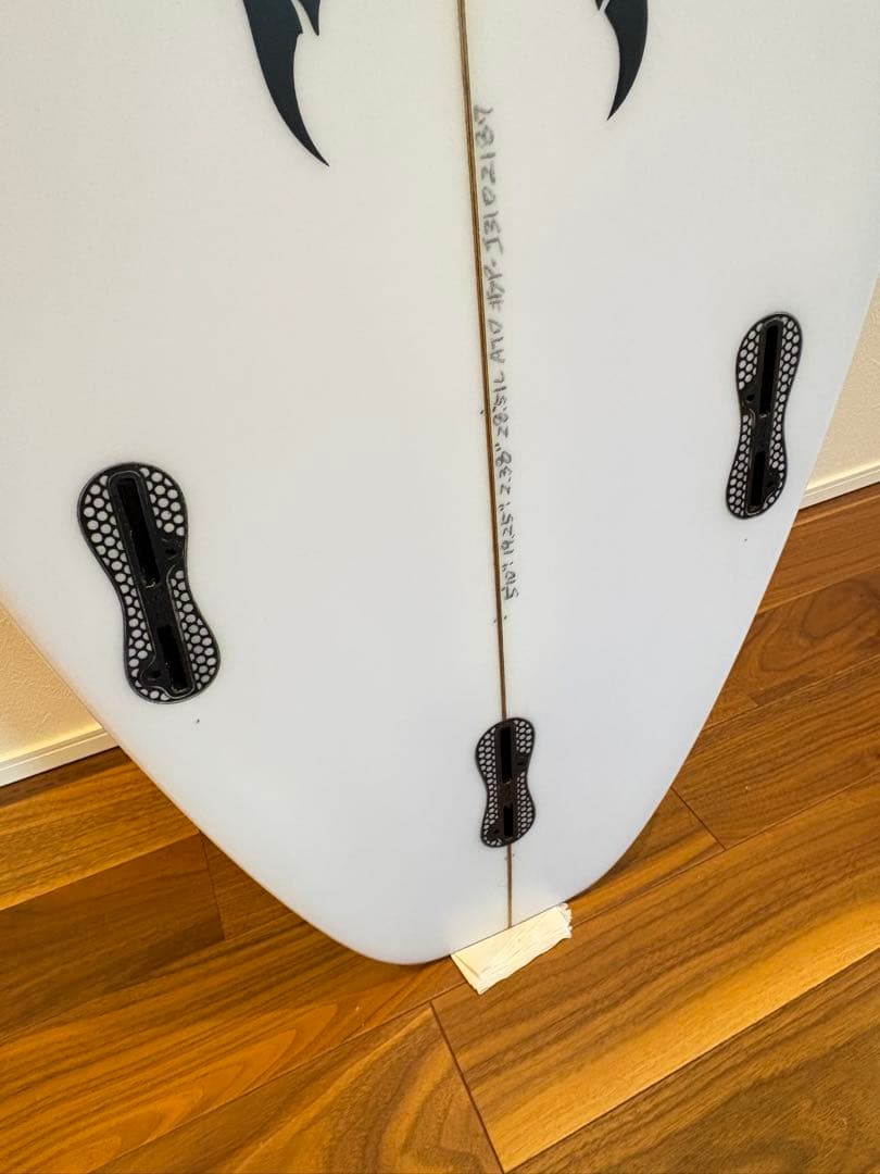 3.0STUB D 5.10ft 28.5L美品（使用2回）手渡しのみ