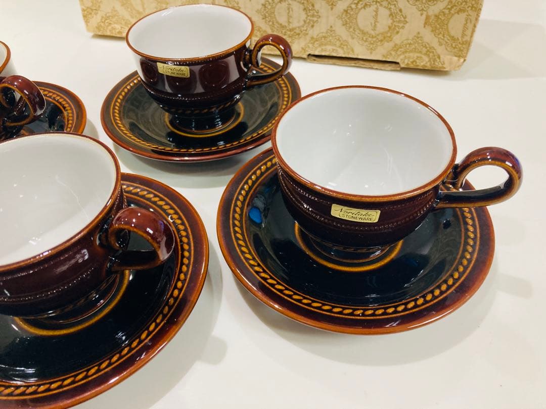 Noritake ストーンウェア製　コーヒーカップ　4組