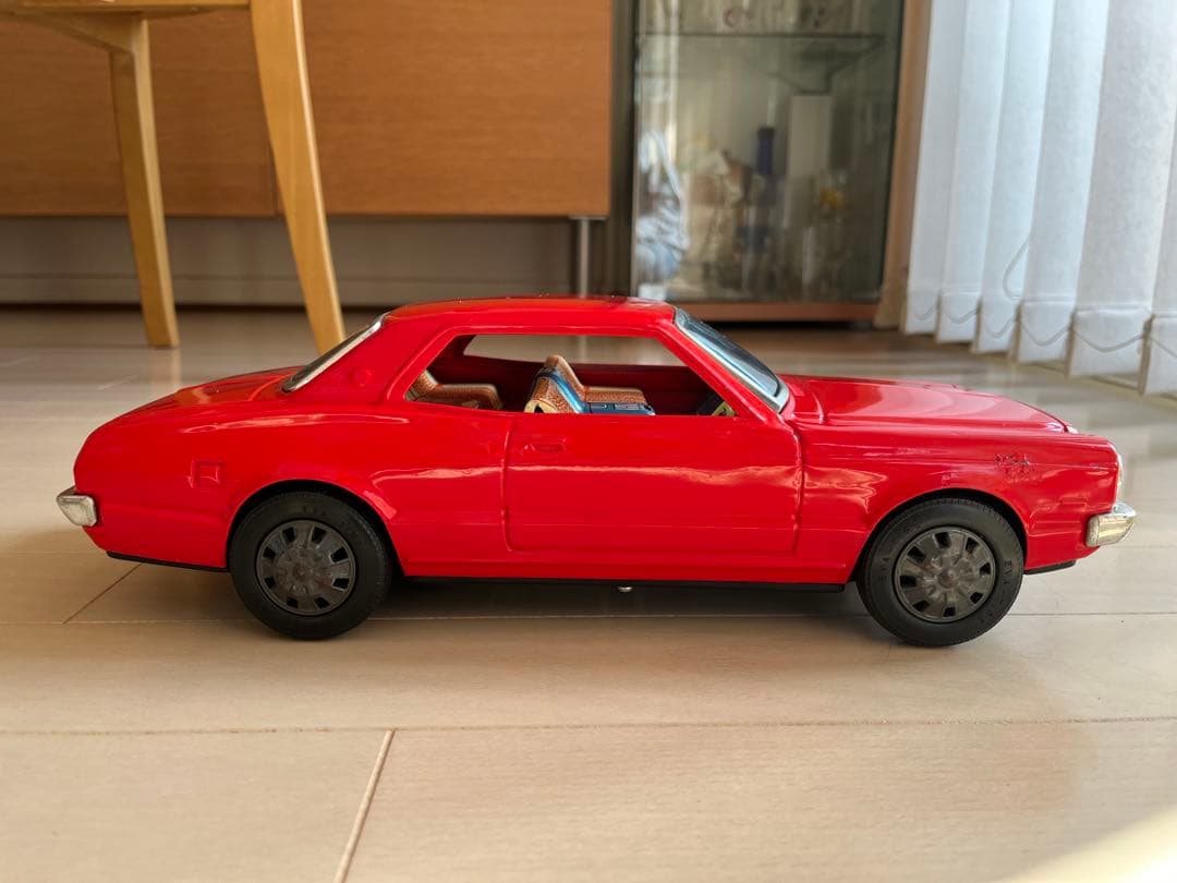 ブリキおもちゃ　トヨタ ニューマークII ハードトップ