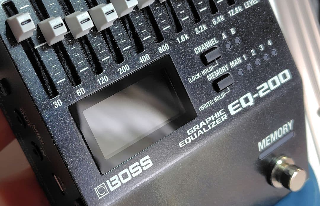 BOSS EQ-200 ボス グラフィックイコライザー