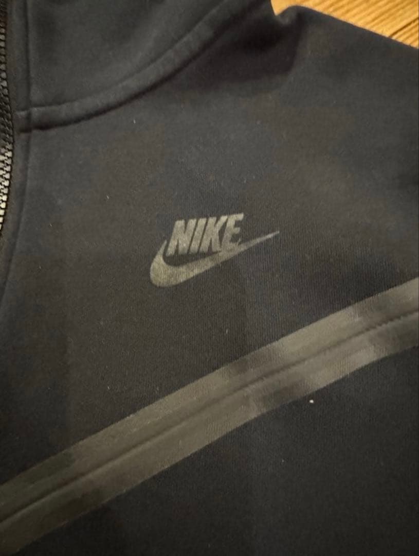 Nike テックフリース黒セットアップ　美品