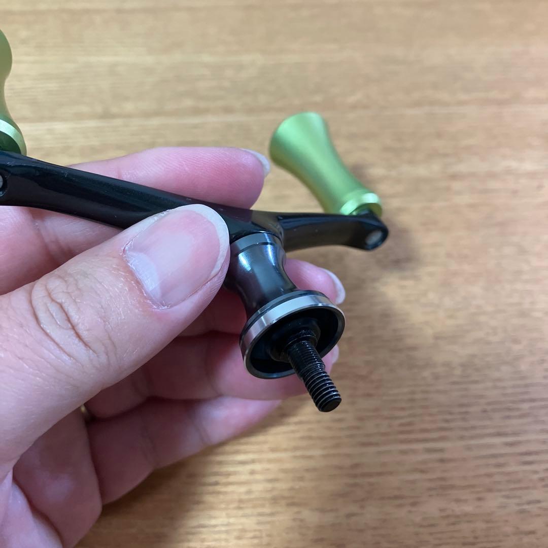 美品　シマノ用　ダブルハンドル　ロングノブ　カモフラバランサー　バス釣り
