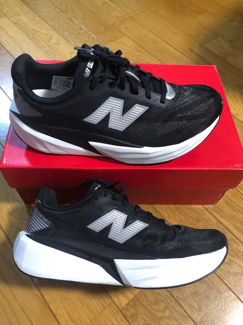 New Balance FuelCell Rebel v5　2E 27ｃｍ