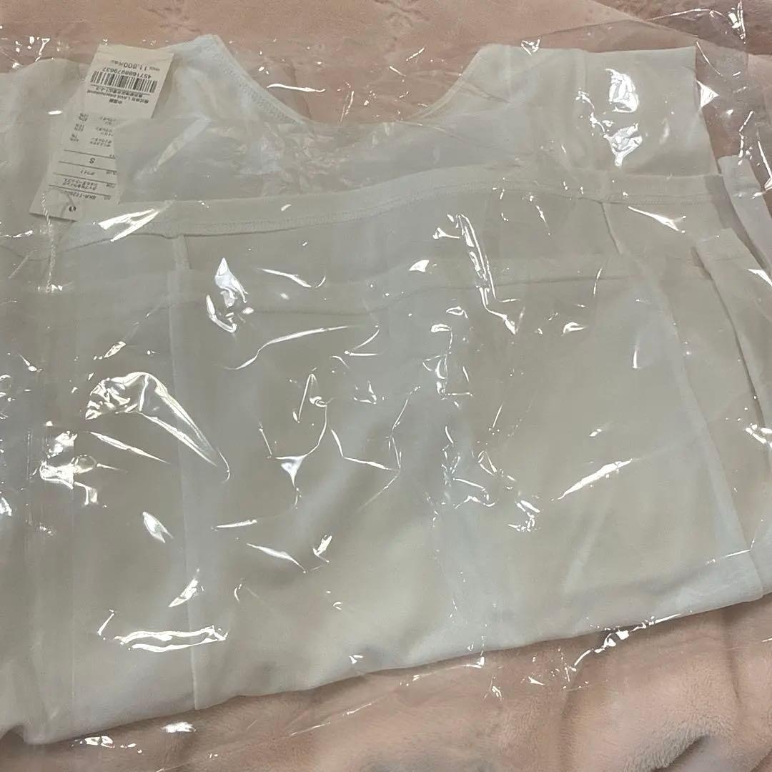 【SUKALA】カップ付きウイングショルダートップス ヨガウェア S