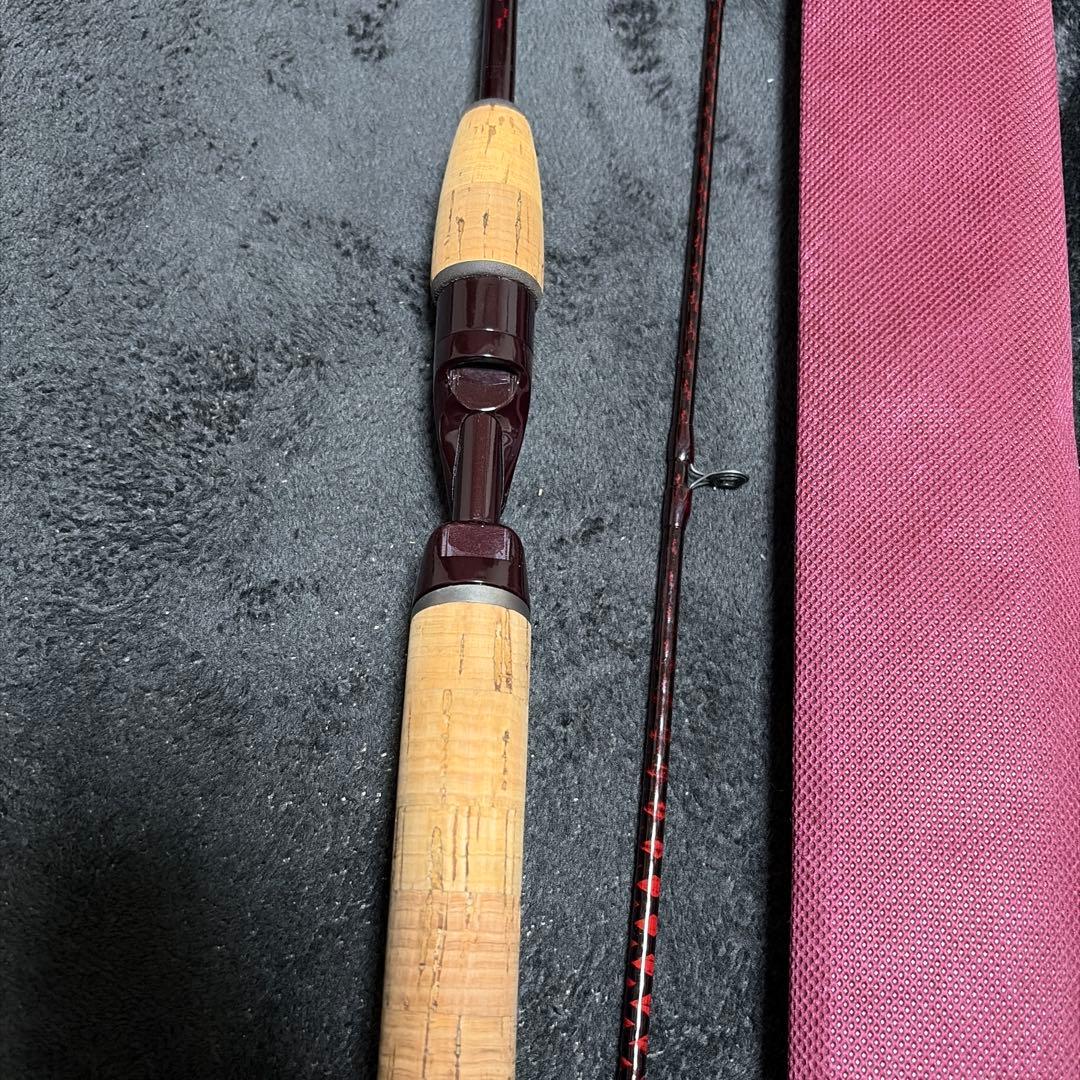 Shimano バスロッド 赤 コルクグリップ　1602R-2