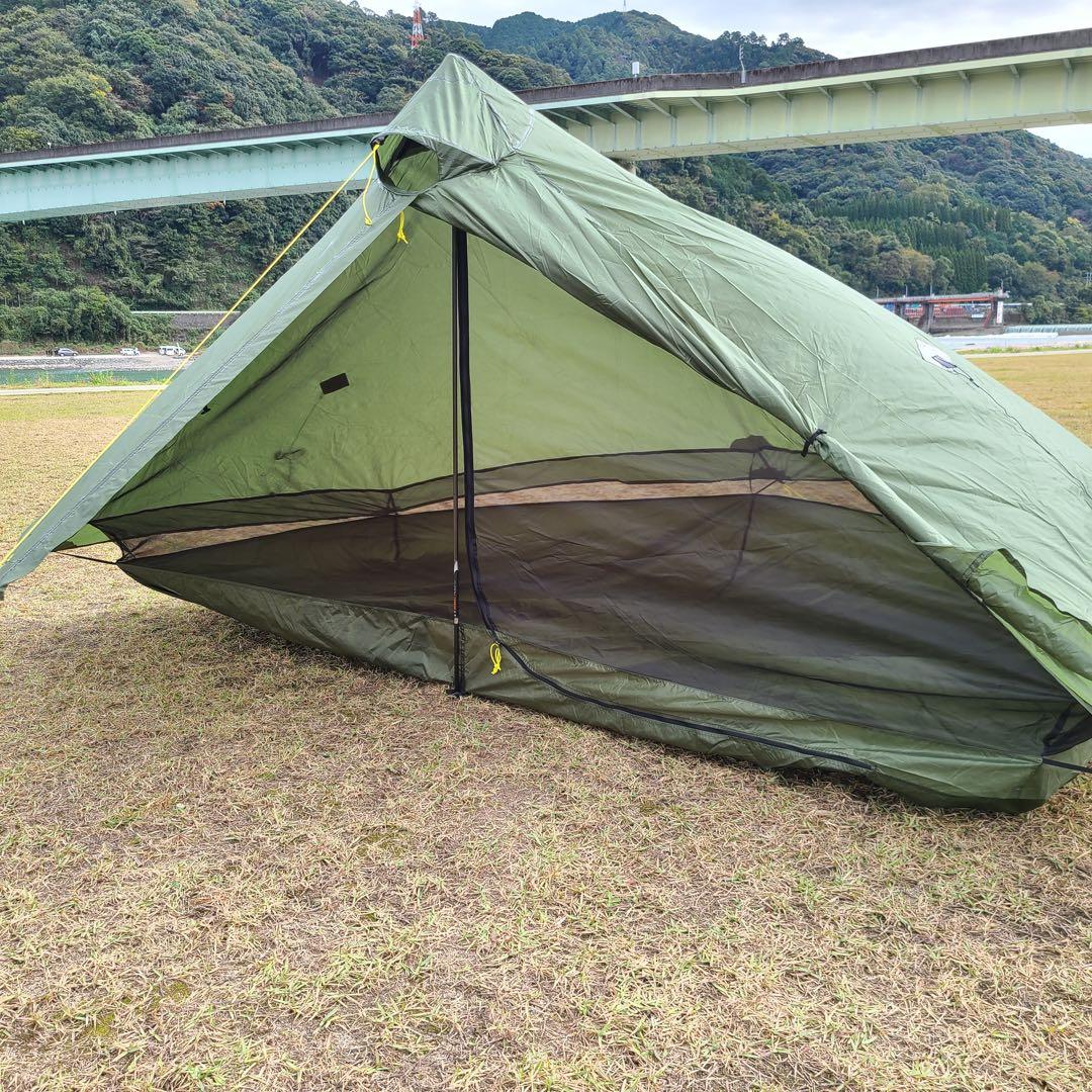 現行シックスムーンデザインズ ルナーソロ Lunar Solo ポール　山と道