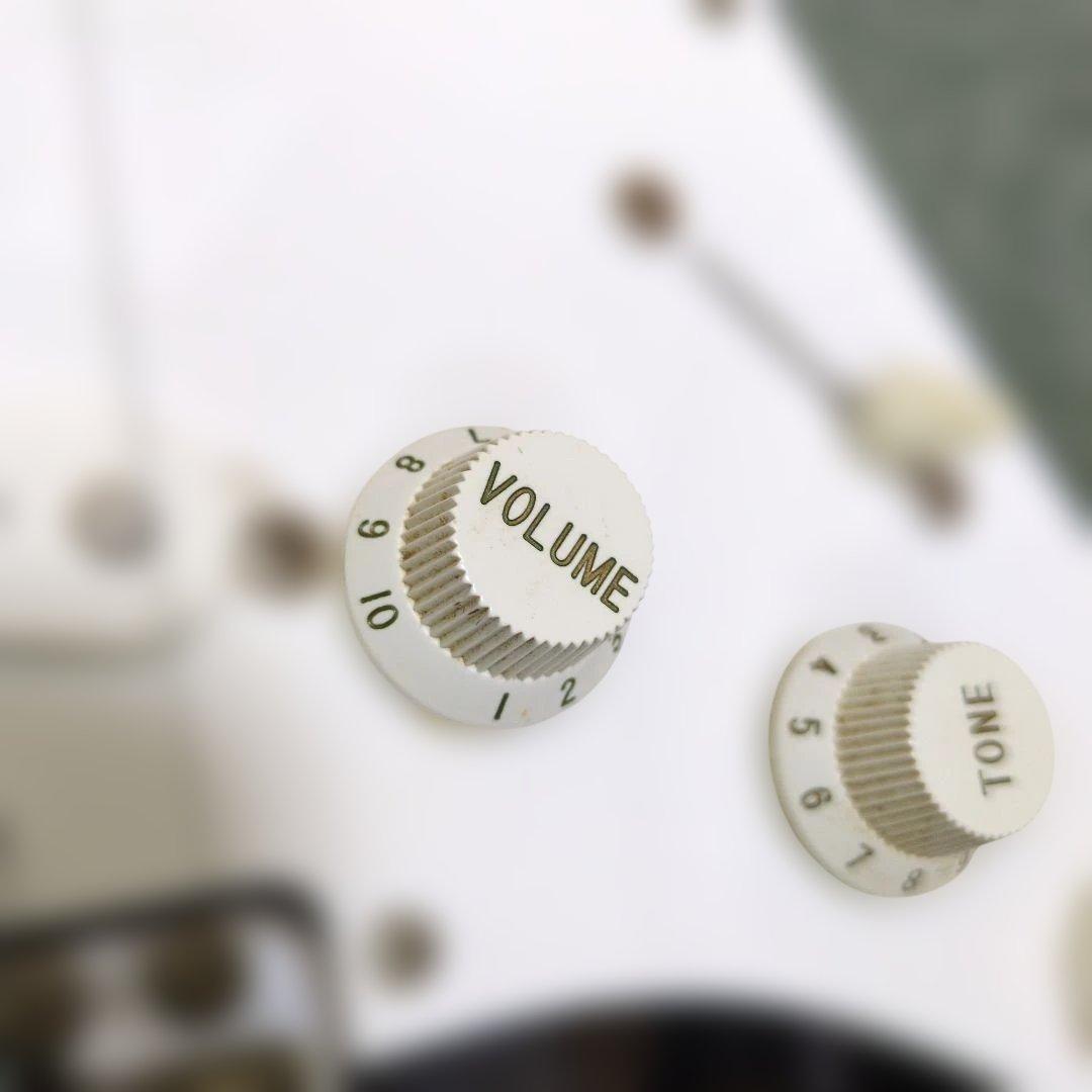 Fender Japan ストラトキャスター 日本製 フェンダー ロック