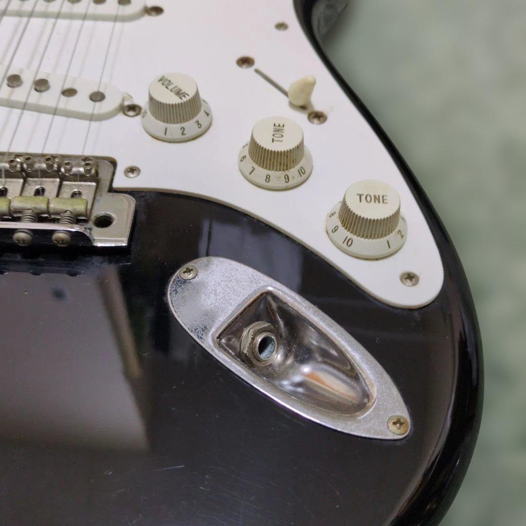 Fender Japan ストラトキャスター 日本製 フェンダー ロック