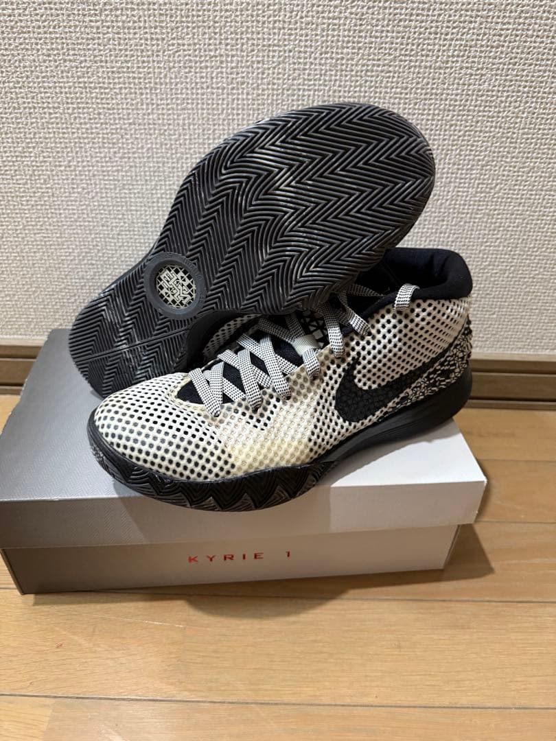 NIKE kyrie1 カイリー1 BMH
