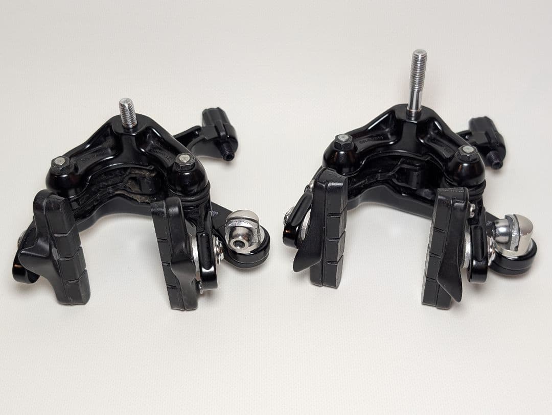 SHIMANO105 ブレーキキャリパー BR-R7000　前後セット