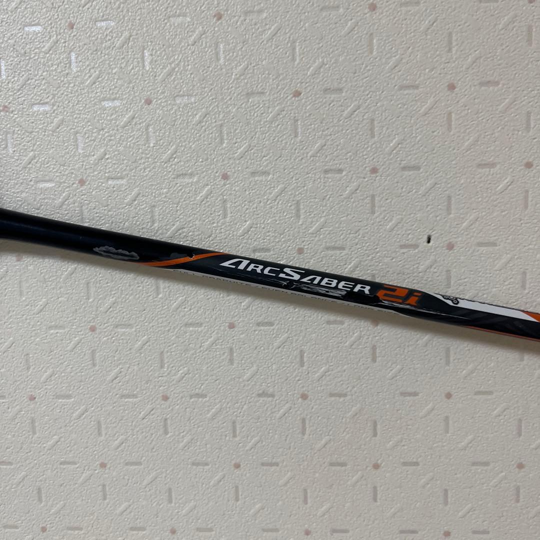 ArcSaber 2iバドミントンラケット