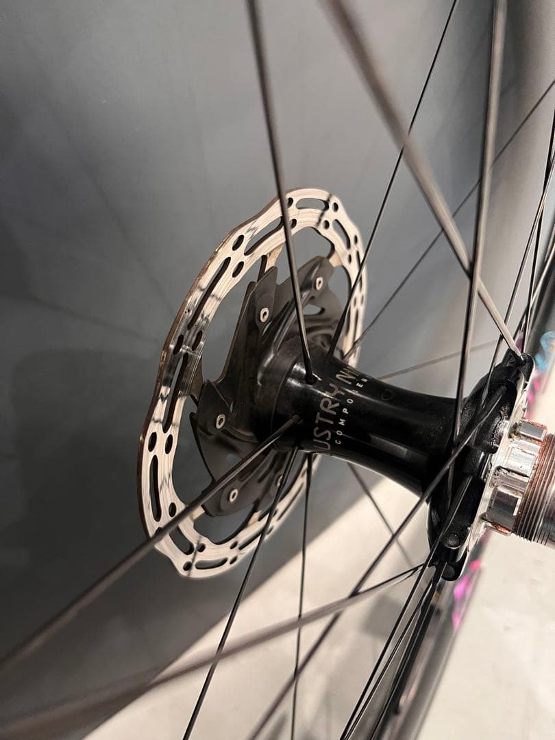 インダストリーナイン　torch35/45 カーボン　ディスクホイール