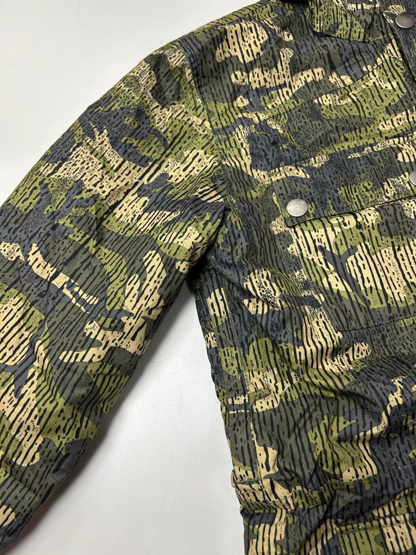 BURTON カモフラージュ　迷彩　フード付き　ウィンタージャケット スノボ　M