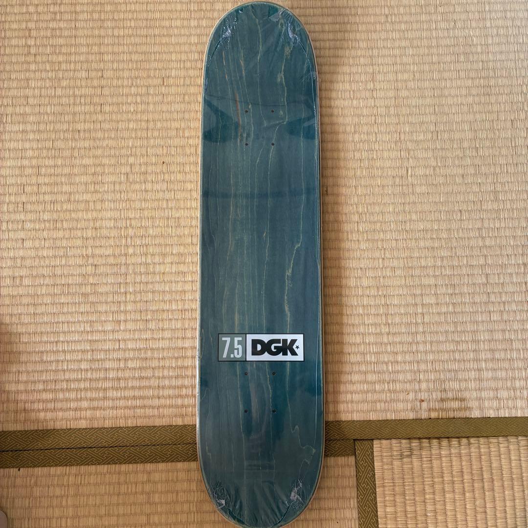 DGK スケボーデッキ　デッドストック　7.5インチ