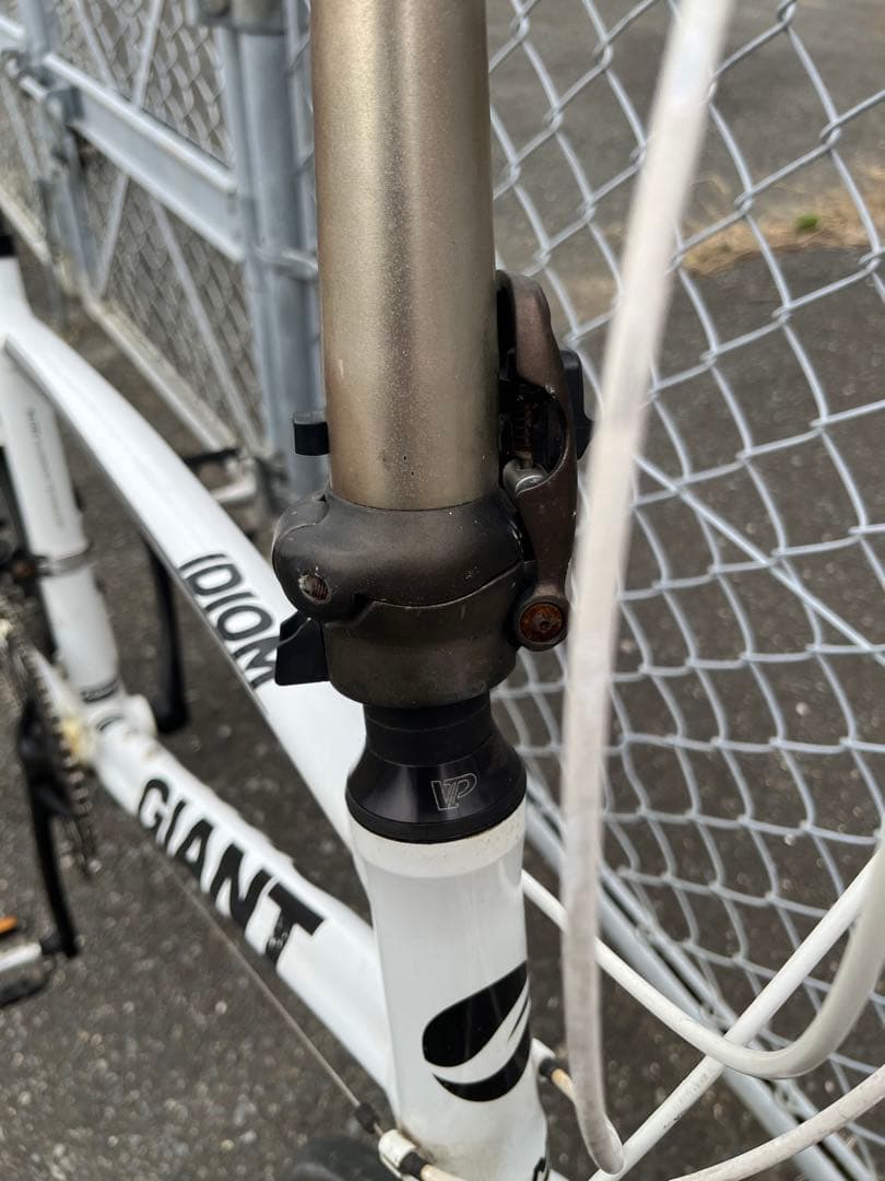 GIANT IDIOM サイズM 2×9S 20インチ　ミニベロ