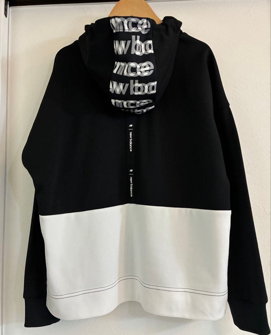 【NewBalance】モックネックパーカー（L）