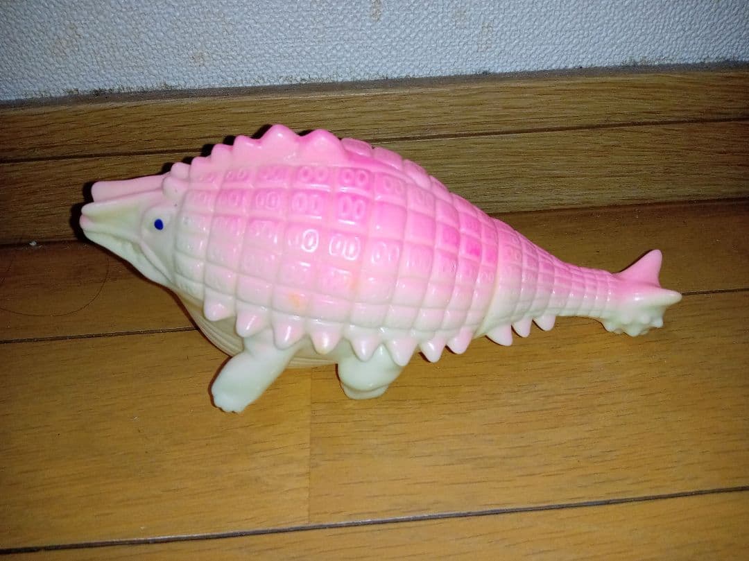 風船スカイドン　蓄光　マーミット　ソフビ
