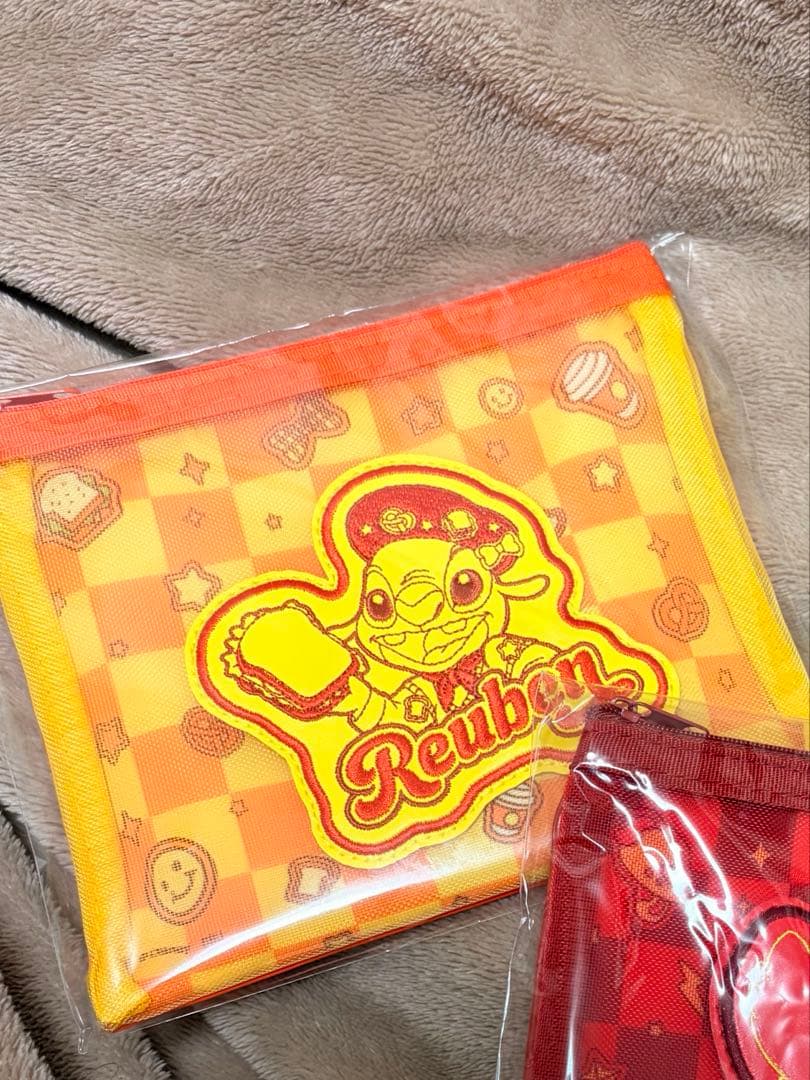 スティッチ　ハッピーくじ　ルーベン、リロイセット アクリルスタンド など