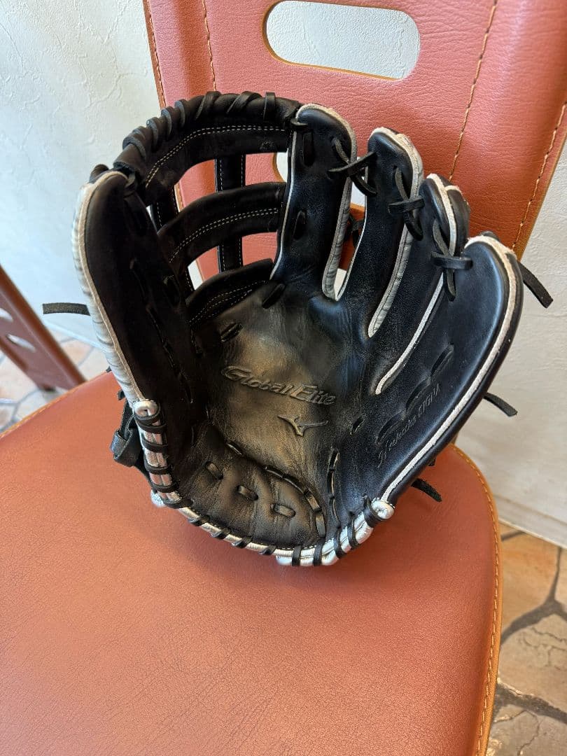 Mizunoグローバルエリート軟式 野球用グローブ 黒/グレー