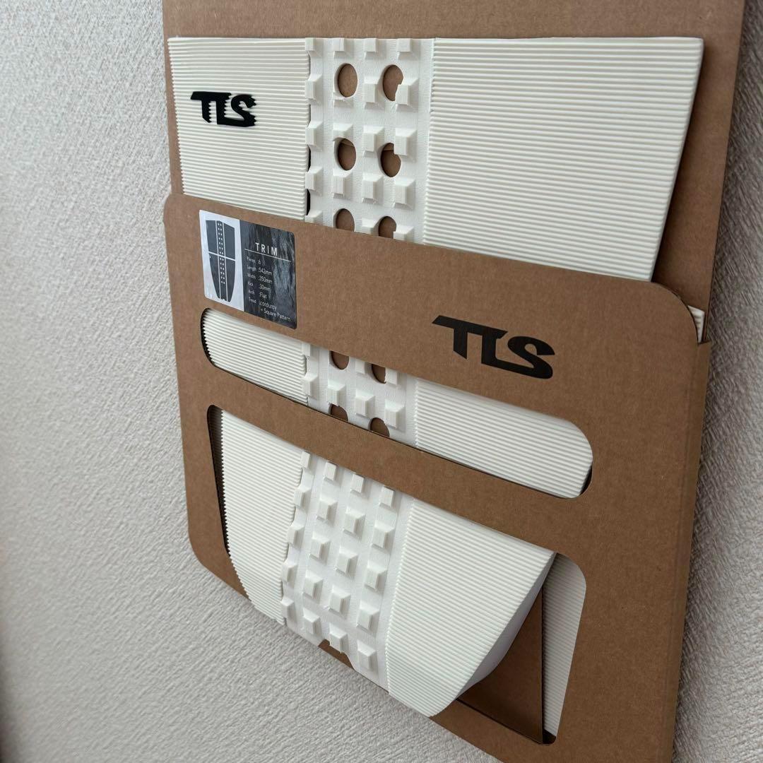 残1個！TLS／ツールス　デッキパッチ　TRIM　カラー： IVORY