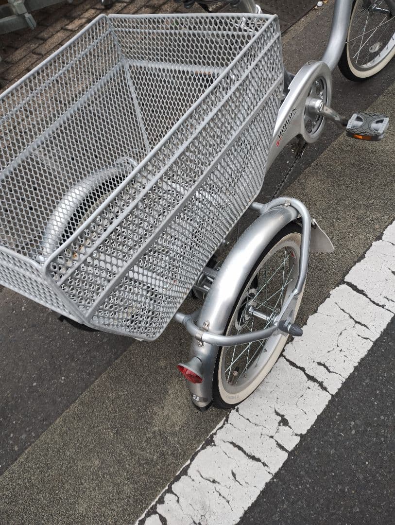 ブリヂストン シルバー 三輪車【送料込】