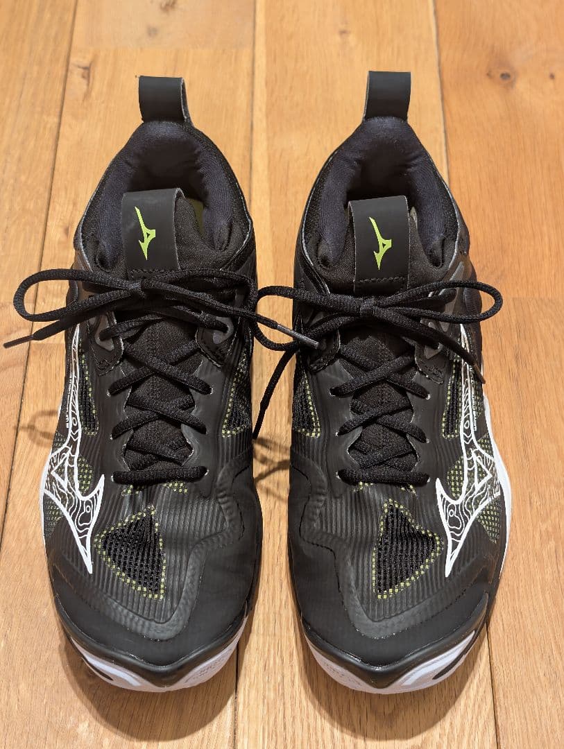 Mizuno　ウェーブモーメンタム3　 26.5cm