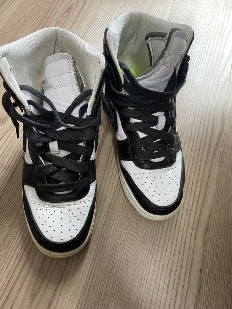 Nike ハイカット アンブッシュ
